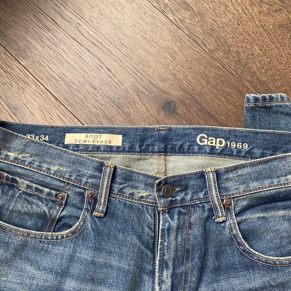 Gap Bootcut, 34” length - Picture 3 of 4